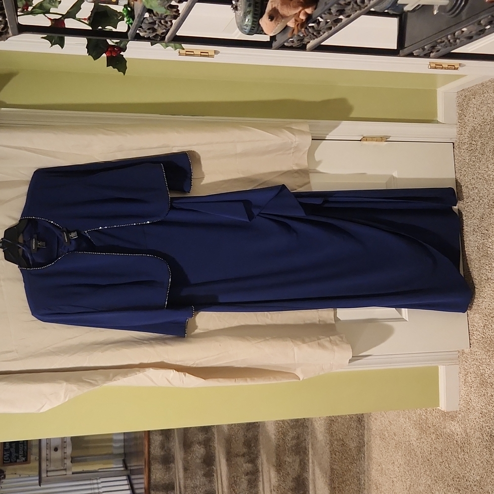 Formal / Semi-formal  dress. Size 18W.